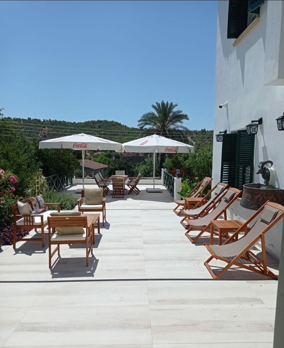 Dervise Mehmet Guest House Lefka  Ngoại thất bức ảnh